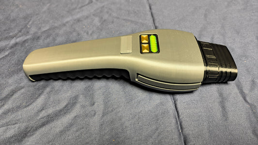 Phaser - Star Trek TNG S1 "Dustbuster"
